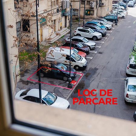 Comfy Apartment With Private Parking And Netflix 布加勒斯特 外观 照片